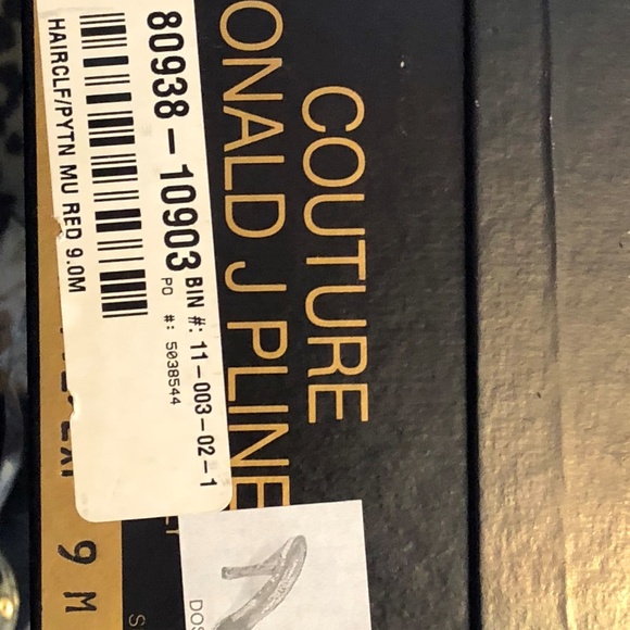 DONALD J PLINER MADE IN ITALY US 9 - Picture 6 of 6